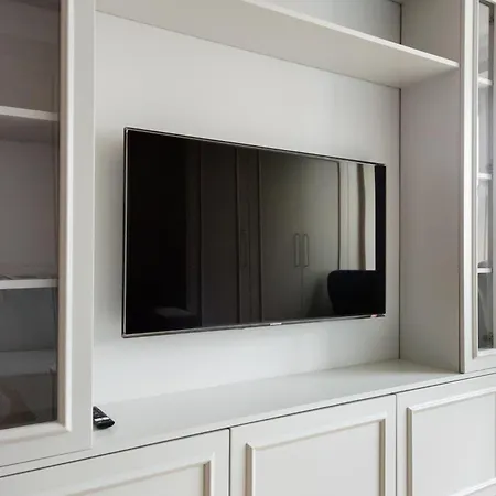 City Centre Modern Studio Apartment